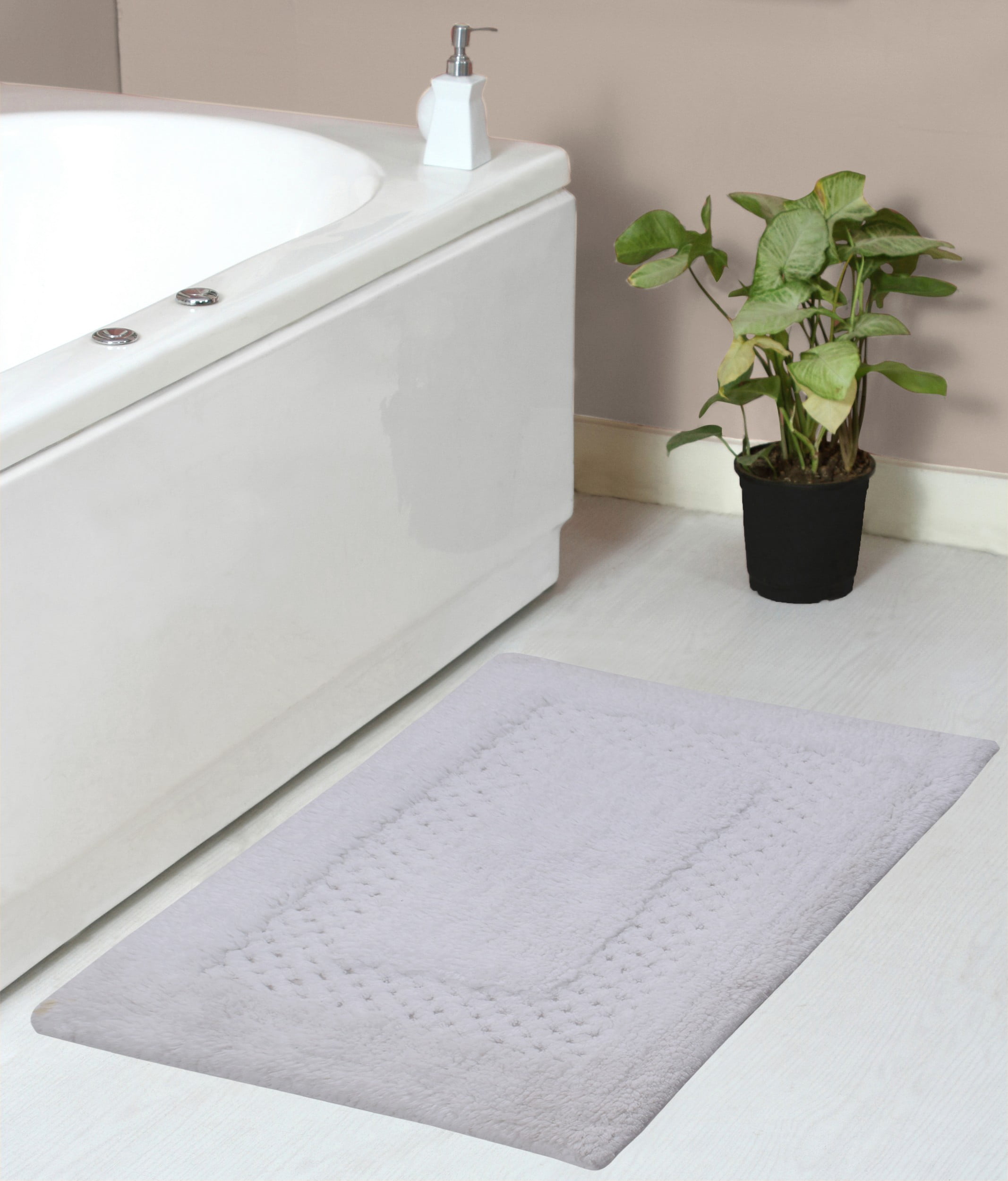 Classy 21"x34" White Cotton Bath Rug with Checkered Texture