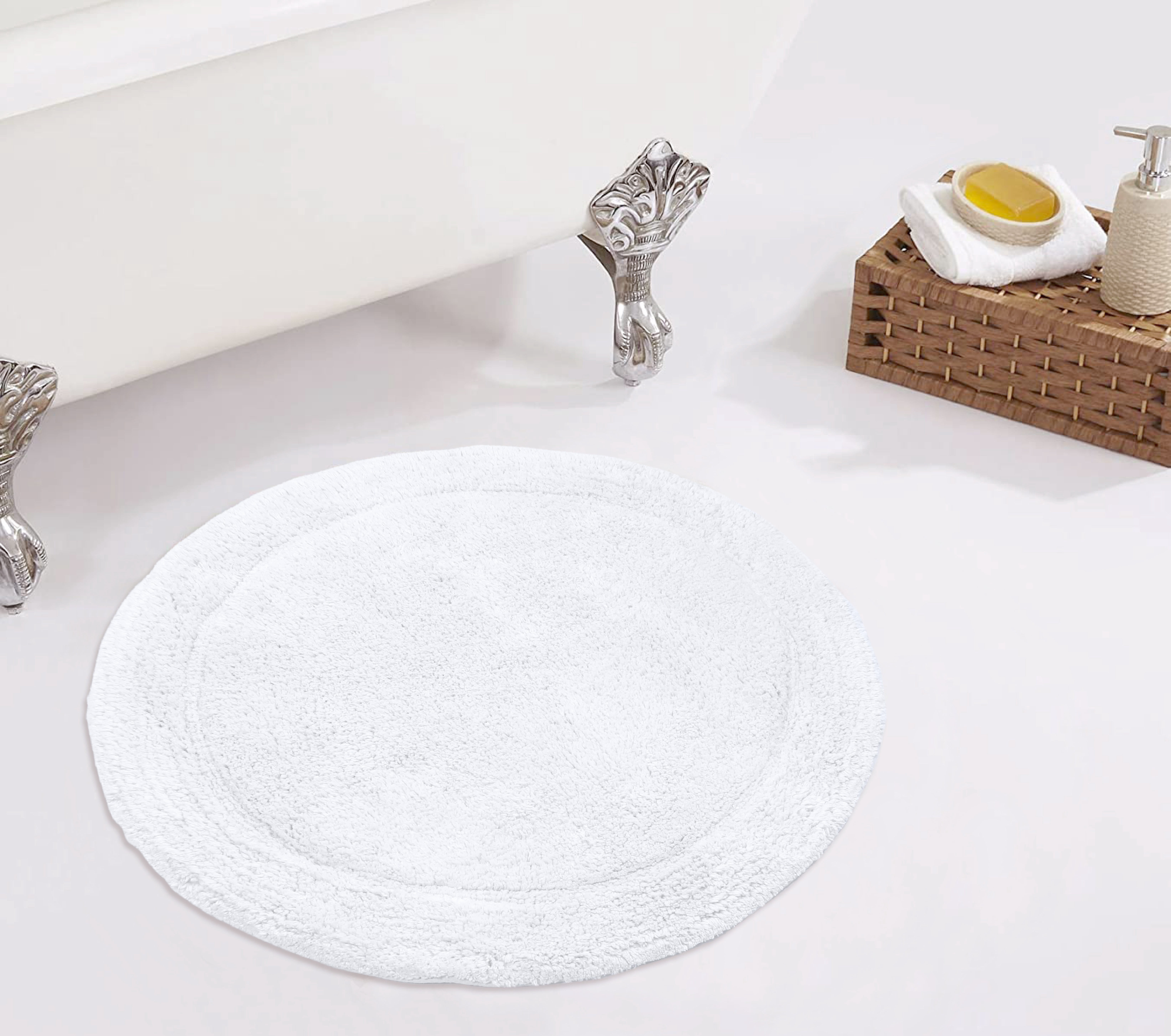 Round bathroom rug or round bath mat: What is the difference? Round bathroom rug or round bath mat: What is the difference?