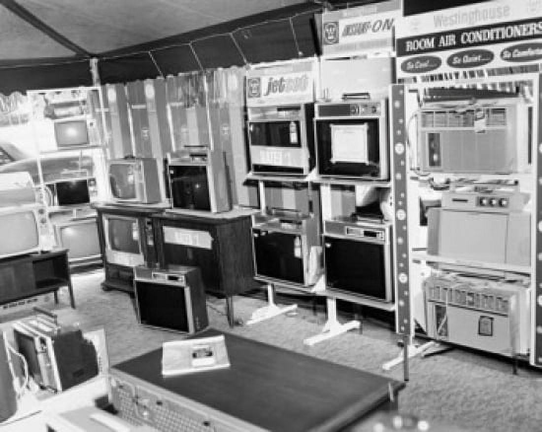 Home appliances in an electronics store Canvas Art - (18 x 24)