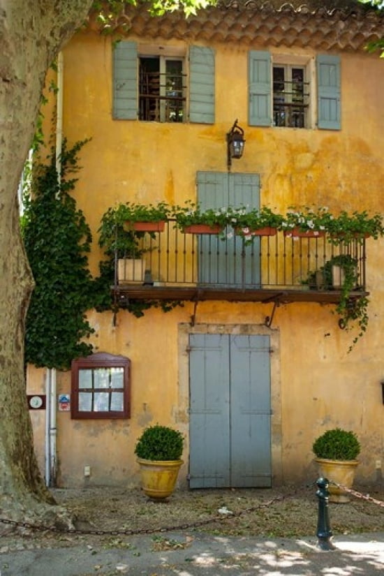 Home in Cucuron Provence France Canvas Art - Brian Jannsen DanitaDelimont (24 x 36)