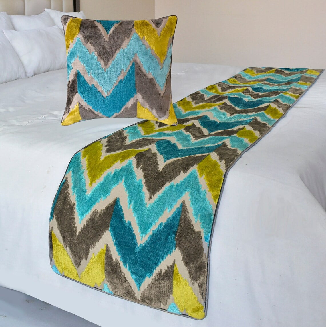The HomeCentric King / Queen / Twin Blue Decorative CA King 86"x18" Bed Runner WITH One Pillow Cover, Velvet, Peacock Colors & Ombre Bed Scarf on Velvet fabric - Plume Palatte