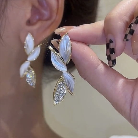 HomeKingdee Fringed Pearl Earrings Long Elegant Small Delicate Earrings - Metal Leaf Design Dangle Earrings for Parties Banquets Appointments