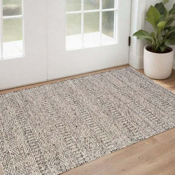HomeRoots 2' X 3' Gray And Ivory Wool Hand Woven Area Rug