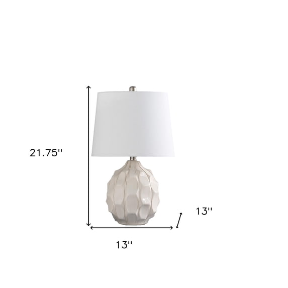 HomeRoots 524251 21.75 x 13 x 13 in. Cream Ceramic Faceted Table Lamp with Off White Drum Shade