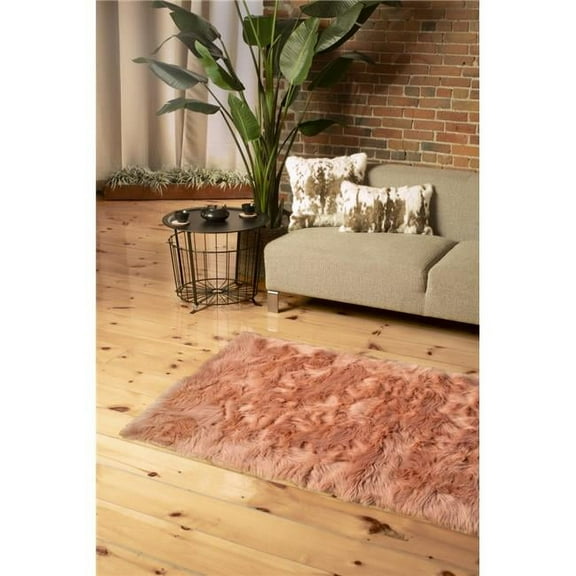 HomeRoots  3 x 5 ft. Faux Fur Non Skid Rectangle Area Rug - Dusty Rose