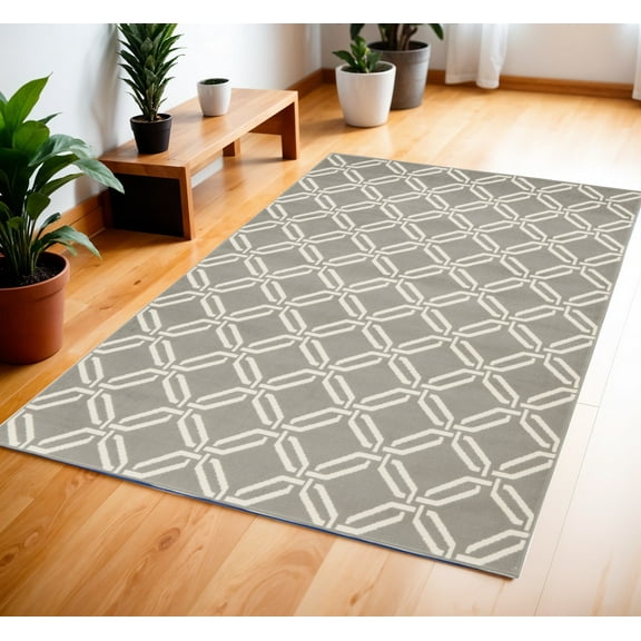 4' X 6' Gray and Beige Trellis Area Rug