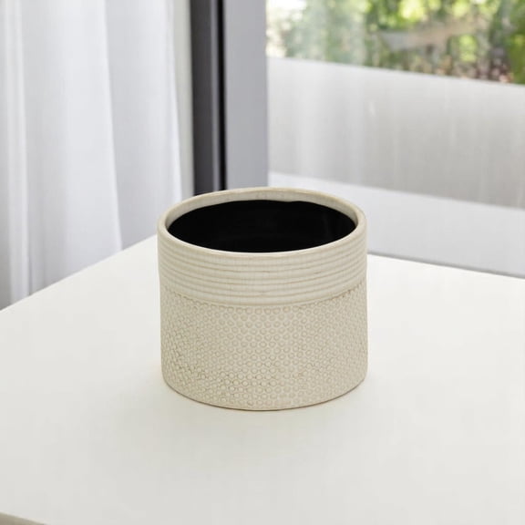Off White Ceramic 42 Ounce Dotted Round Distressed Pot Planter