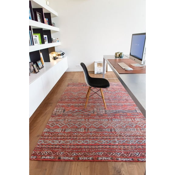 HomeRoots 5' X 7' Red And Gray Oriental Non Skid Area Rug