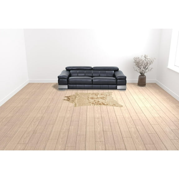 HomeRoots 5' X 8' Off White And Silver Faux Cowhide Washable Non Skid Area Rug