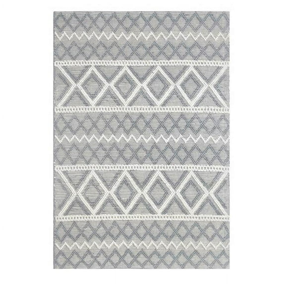 HomeRoots 5 x 7 ft. Diamonds Boho Chic Area Rug - Grey & Ivory