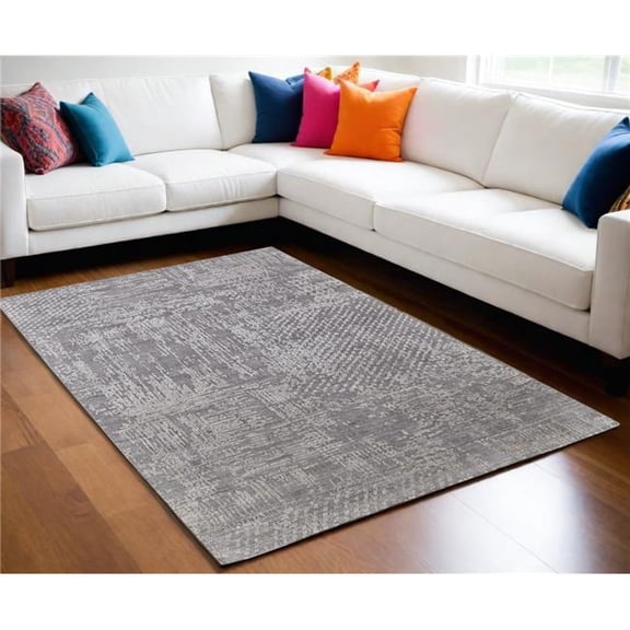 HomeRoots 566907 5 x 8 ft. Abstract Hand Woven Worn Faded Rectangle Area Rug, Gray & Silver