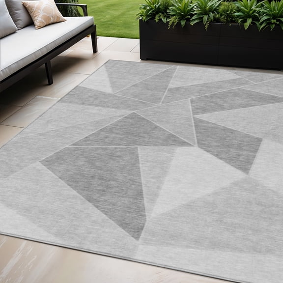 5' X 8' Gray Silver And Graphite Geometric Washable Indoor Outdoor Area Rug
