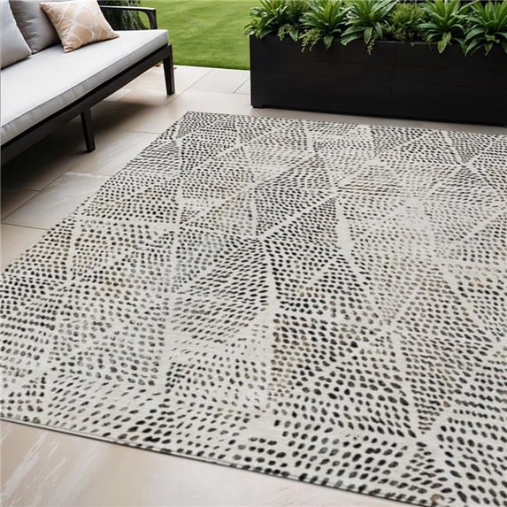 HomeRoots 577566 5 x 8 ft. Geometric Washable Indoor & Outdoor Rectangle Area Rug, Ivory, Charcoal & Beige