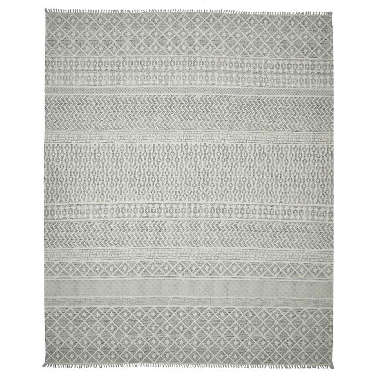 Hand-Woven Cotton Gray Geometric Braided Tassel Rug 7'6" x 10'