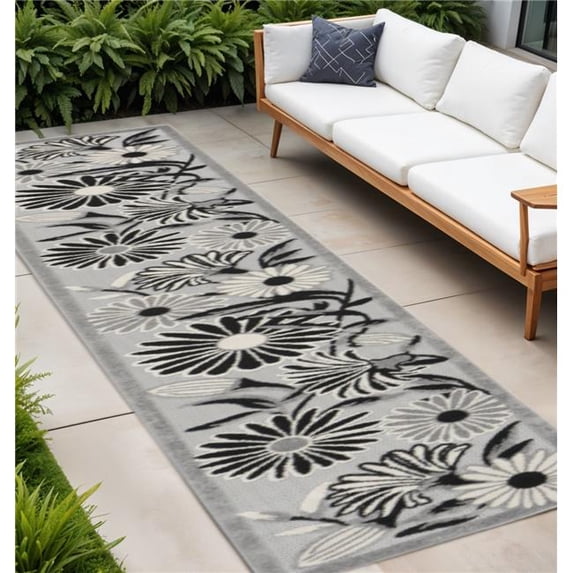 HomeRoots 545009 8 ft. Black & White Floral Indoor & Outdoor Runner Rug