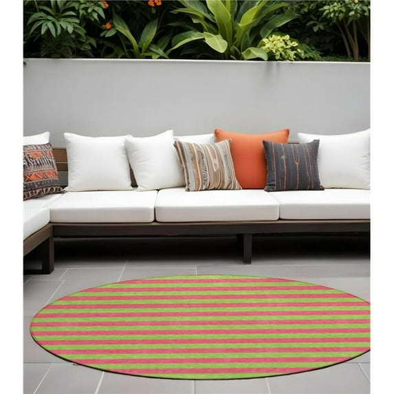 HomeRoots 561055 8 ft. Round Green & Red Round Striped Washable Non Skid Indoor Outdoor Machine Woven Area Rug