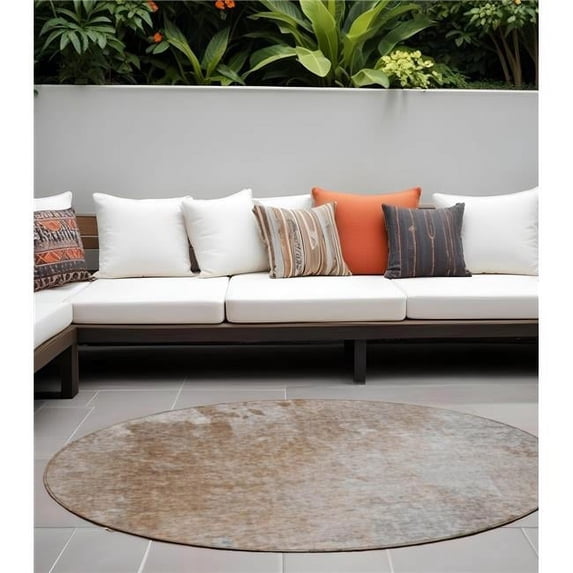 HomeRoots 563309 8 ft. Round Brown & Off White Round Abstract Washable Non Skid Indoor Outdoor Machine Woven Area Rug