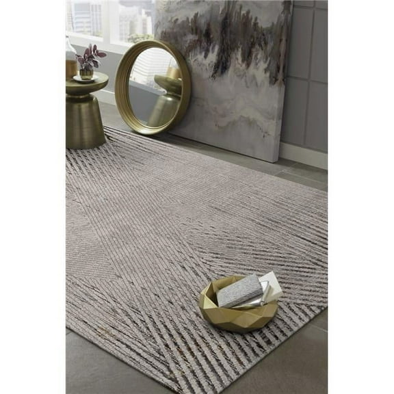 HomeRoots  79 x 114 in. Polyester Rug, Ivory & Grey