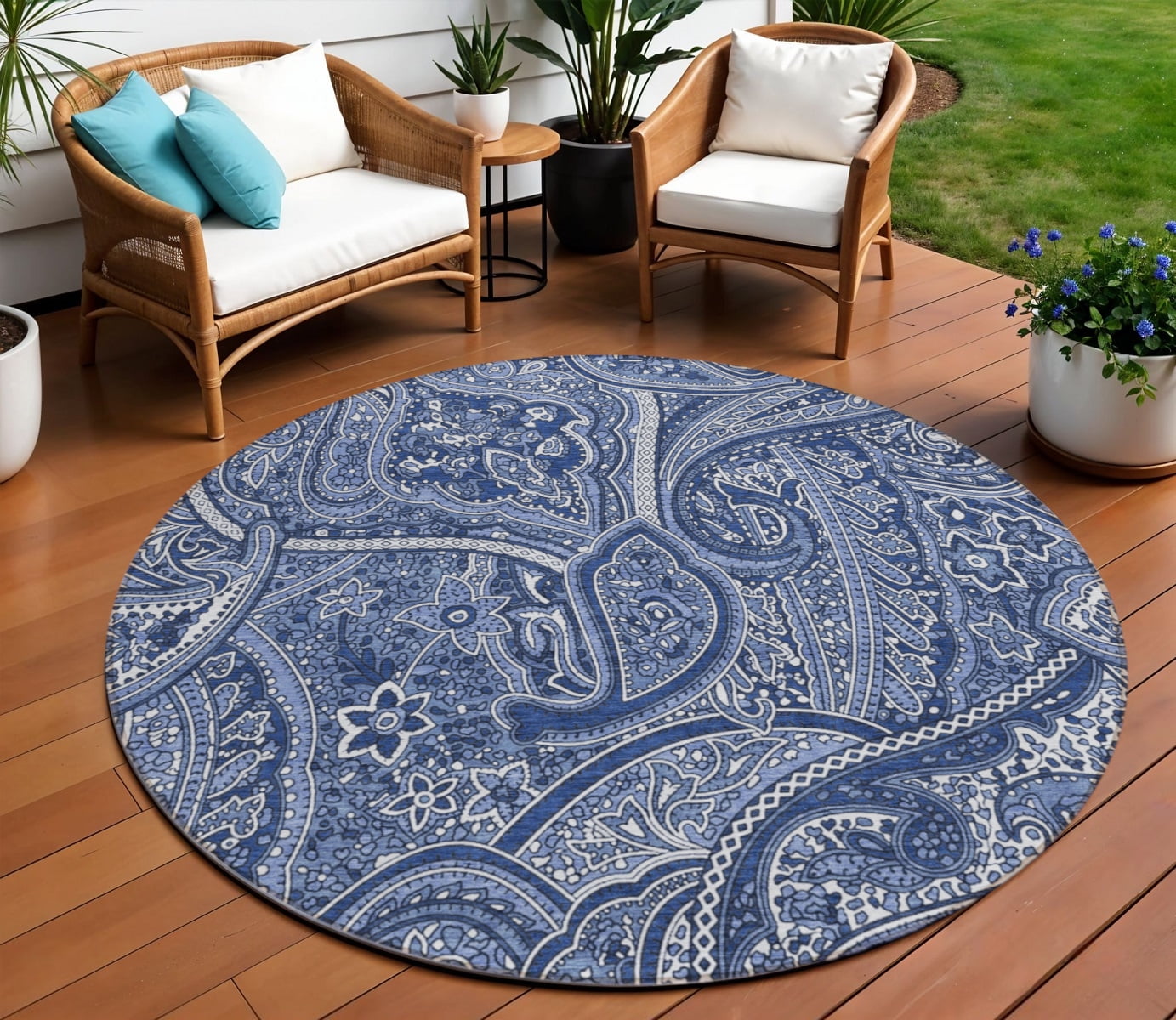 HomeRoots 579044 8 ft. Round Paisley Washable Indoor & Outdoor Area Rug ...