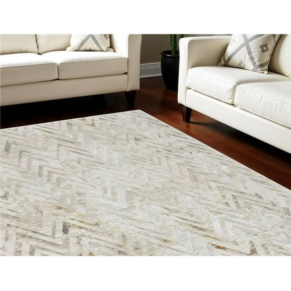 HomeRoots 550584 8 x 10 ft. Chevron Distressed Non Skid Rectangle Area Rug, Ivory, Brown & Gray