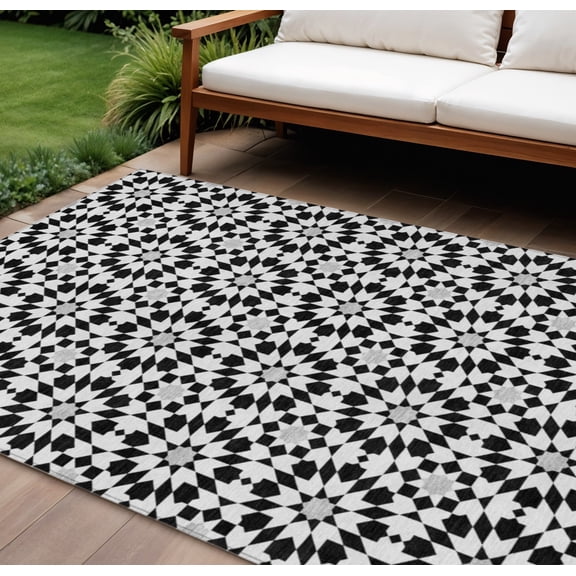 HomeRoots 583765 8 x 10 ft. Floral Medallion Washable Indoor & Outdoor Rectangle Area Rug, Black, Gray & Silver