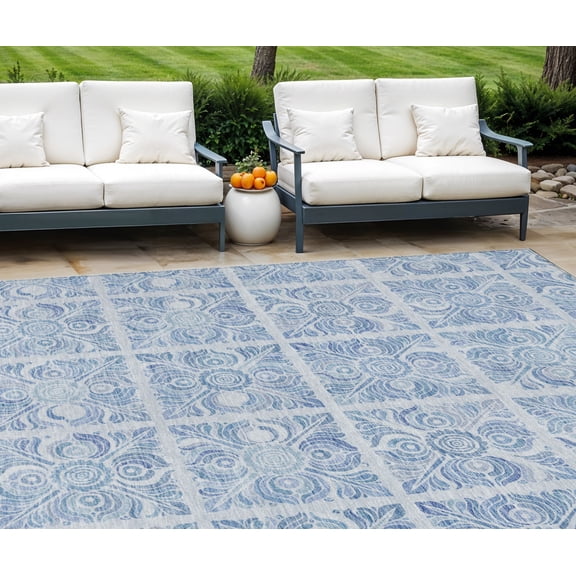 HomeRoots 589347 8 x 10 ft. Medallion Washable Indoor & Outdoor Rectangle Area Rug, Sky Blue & Denim Blue