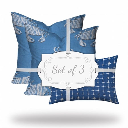 HomeRoots Blue, White Crab Enveloped Coastal Throw Indoor Outdoor Pillow