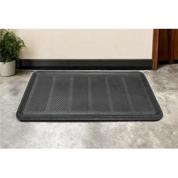 HomeRoots 573980 Rectangle 16 x 32 in. Black Rubber Outdoor Boot Tray