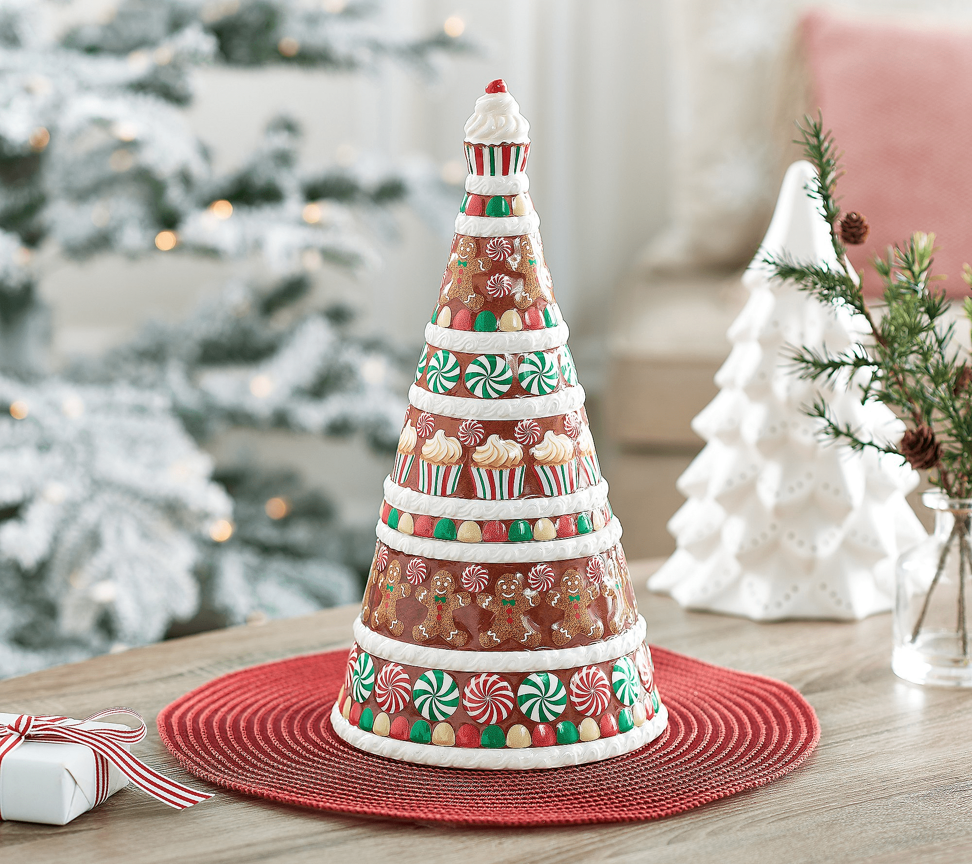 HomeWorx by Slatkin & Co. 14oz Ceramic Gingerbread Tree Candle.