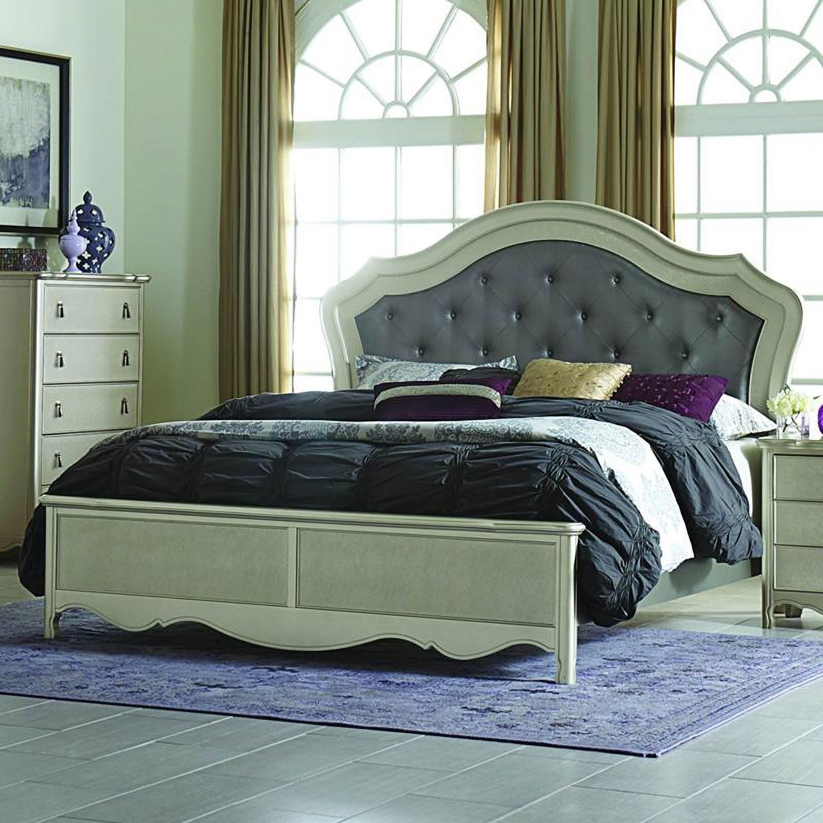 Homelegance Toulouse Platform Bed w/Upholstered Headboard in Champagne