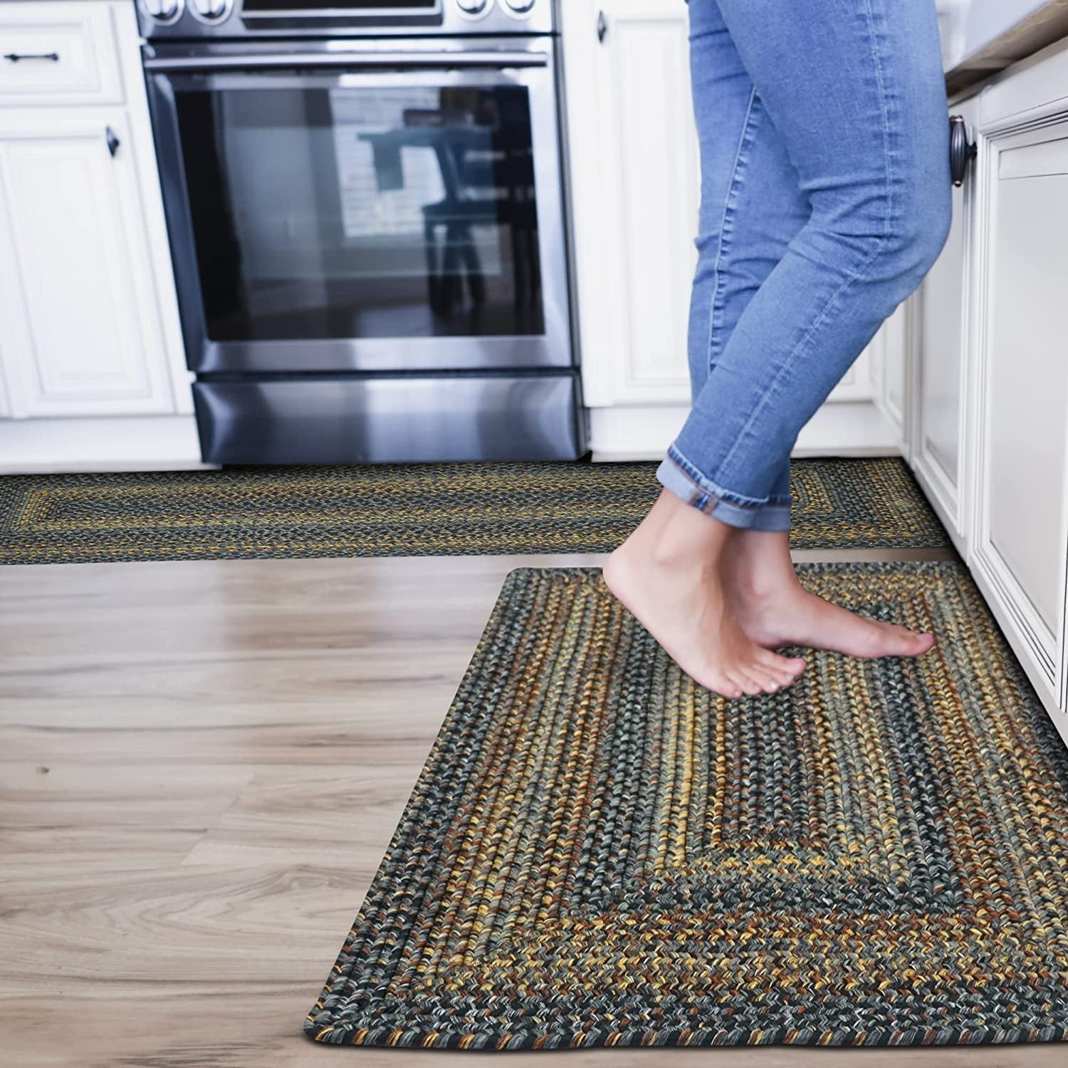 Black Forest 22" x 72" Braided Runner Rug in Black and Gray