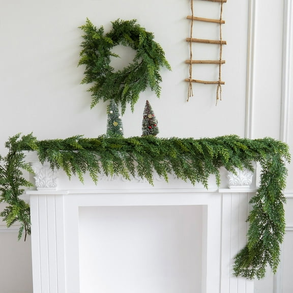 Hometravel Artificial Timothy Grass, Realistic Green Vine Stems for Home Decor, Flexible Foliage Arrangements for Restaurant and Christmas Display