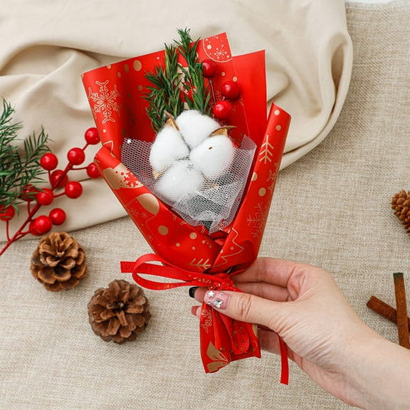 Hometravel Christmas Mini Doll Set, Santa Themed Bouquet Gift Box, Finished Decoration with Ornaments for Eve Celebration