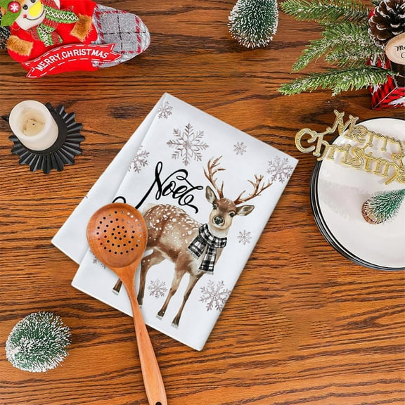 Hometravel Christmas Tree Towels, Printed Microfiber Hanging Hand Towels, Bathroom and Kitchen Absorbent Towels for Holiday Season