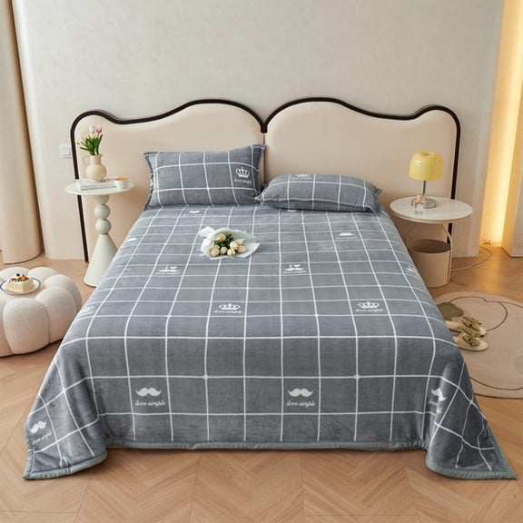 Hometravel Plush Mink Blanket 150x200cm, Coral Velvet Double Sided Padded Bedspread, Soft Winter Quilt Throw, Warm Cozy Couch Cover