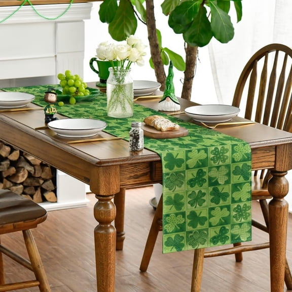 Hometravel St Patrick's Day Table Flag, Green Clover Pattern Heat Insulating Linen Tablecloth, 33x183cm Dining Decor for Home, Party, Holiday Celebration