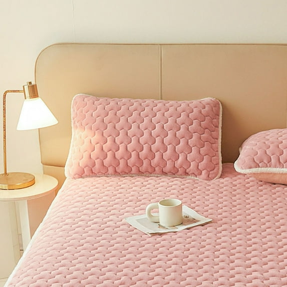 Hometravel Thickened Milk Velvet Pillowcase, Extra Large Warm Pillow Cover for Cold Weather, Soft and Cozy Bedding Pillow Protector, Plush Pillow Case for Bedroom and Guest Room