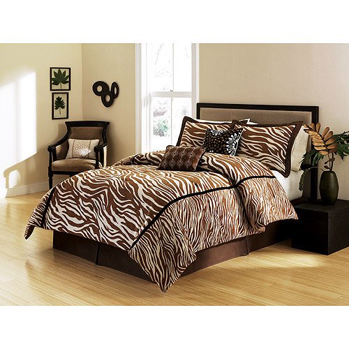 Hometrends Mabry Comforter Set