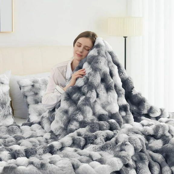 Homing Fuzzy Blanket for Couch and Bed - Soft Sherpa, Warm Faux Fur, Reversible Throw in Gray