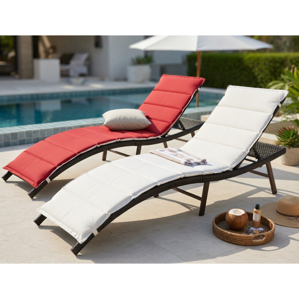Hommoo 2-Pack Foldable Outdoor Chaise Lounge Chairs with Cushions, PE Rattan & Steel Frame, Poolside Patio Beach Loungers, Red