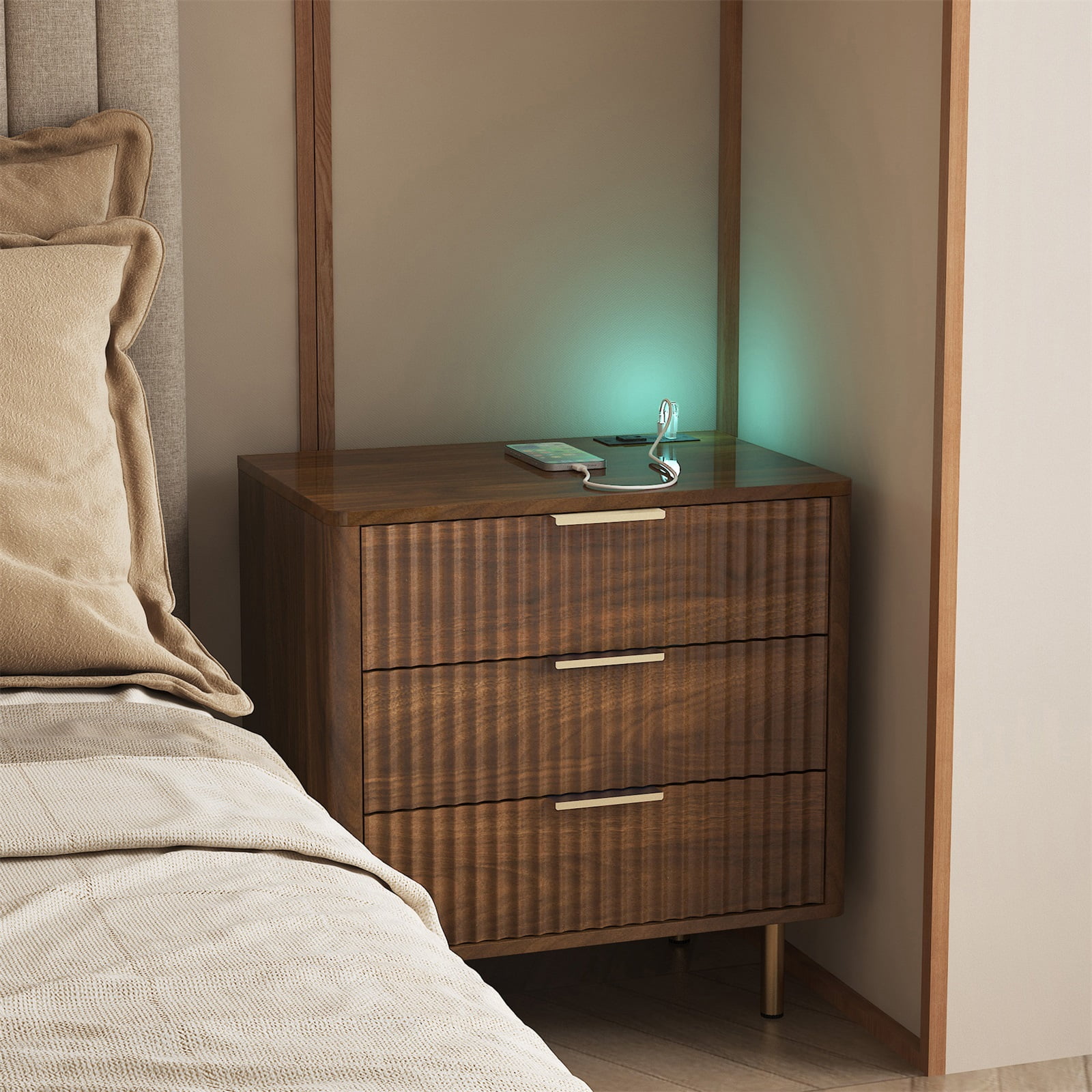 Hommoo 3 Drawer Nightstand with Charging Station & Nightlight, Modern Storage Cabinet Bedside Table for Bedroom, Brown