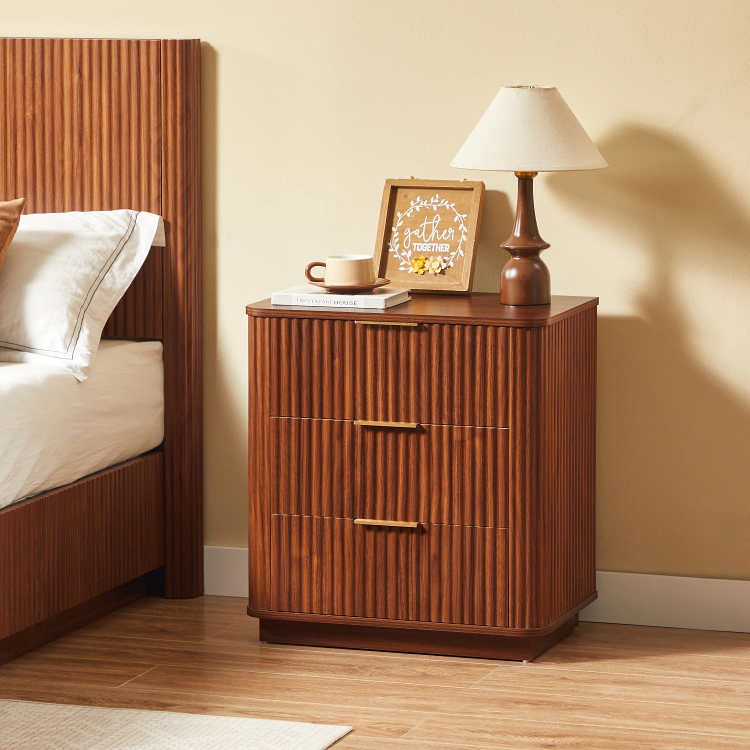 Hommoo Modern 3 Drawers Nightstand Set of 2, Wooden Curved wave Design Bedside Tables Chest of Drawers, Walnut