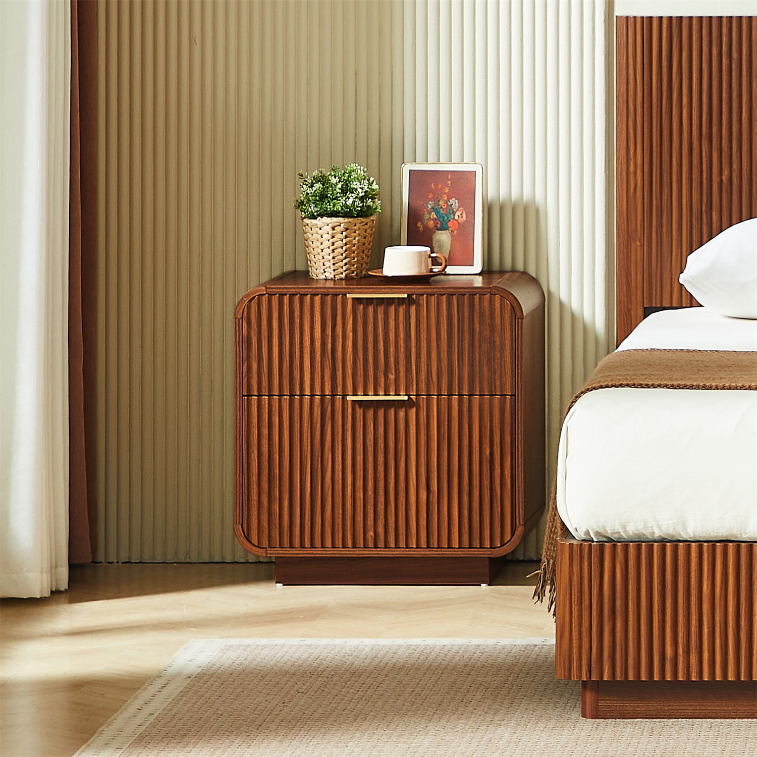 Hommoo Modern Nightstand with 2 Soft-Close Drawers, Fluted Panel Design & Gold L-Shape Handles, Bedside Table for Bedroom, Living Room or Entryway, Walnut