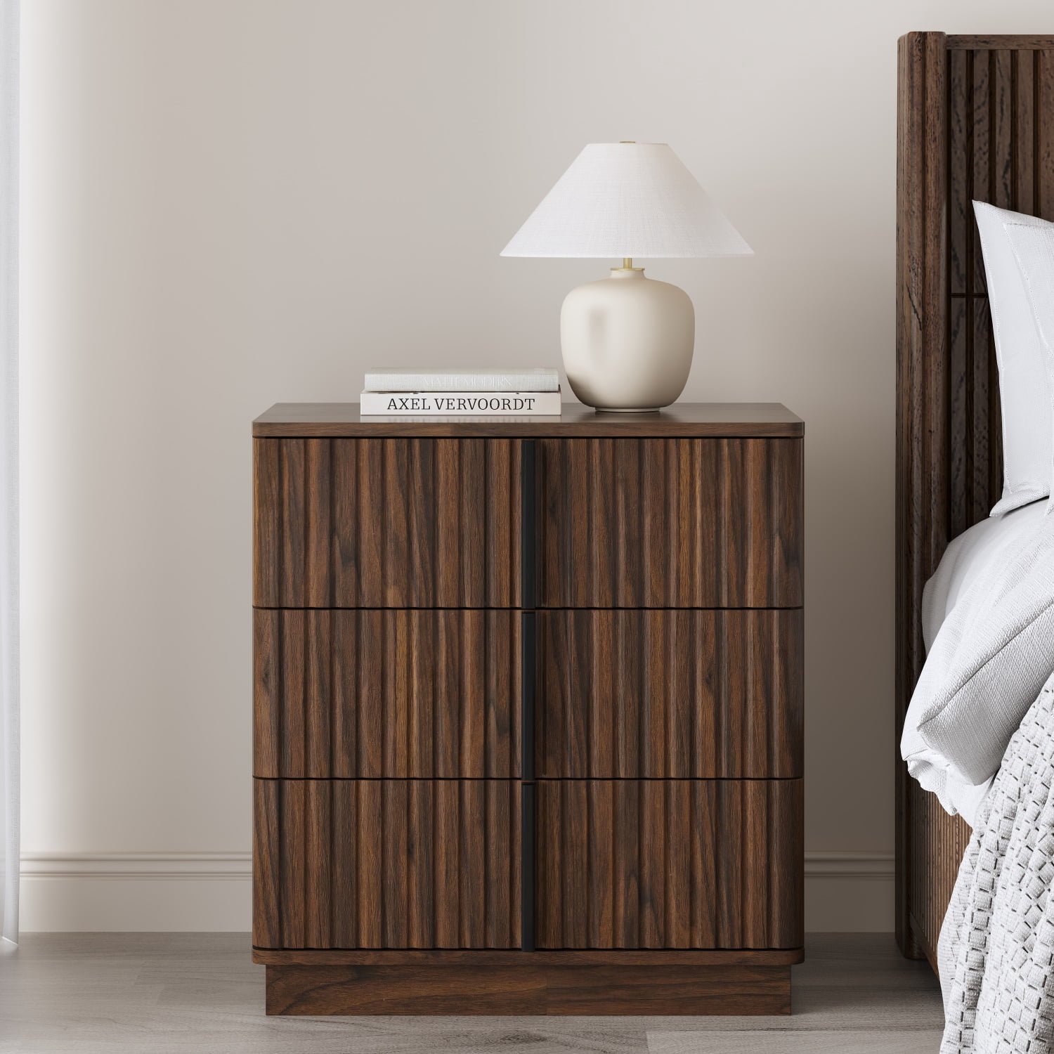 Hommoo Vintage Vertical Stripe 3-Drawer Nightstand, MDF Bedroom Night Table with Ample Storage, Modern Retro Design for Bedroom, Living Room & Home Office, Walnut