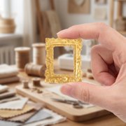 Homoyoyo 30pcs Vintage Style Golden Resin Decorative Picture Frames for Dollhouse Miniature Home Decor
