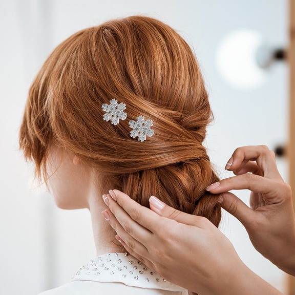 Homoyoyo Rhinestone Snowflake Hair Clips, Stylish Winter Party Accessories, 6Pcs