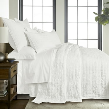 Homthreads - Bowie Bedspread Set -Queen Bedspread + Two Standard Pillow Shams - Microfiber Jacquard - Geo Floral - White - Bedspread Size (102 x 118 in.) and Pillow Sham Size (26 x 20 in.)