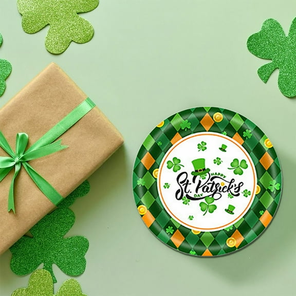 Honeeladyy St Patrick's Day Party Supplies Plates Napkins Green Irish Shamrock Paper Tableware Set St Patrick's Disposable Dinnerware Cups Forks Knives Spoons for 24 Guests