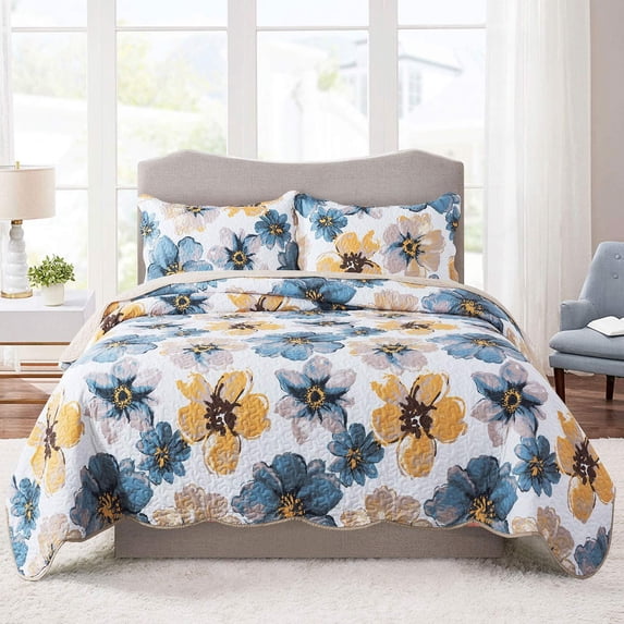 HoneiLife Blue and Gold Floral Microfiber Quilt, King - All Season