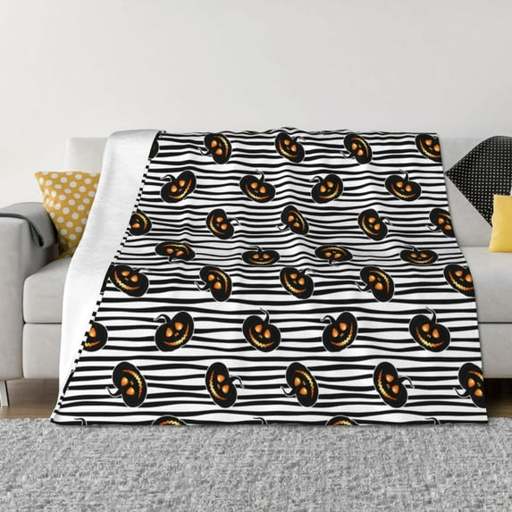 Honeii Haloween Pumpkins print throw blanket, crafted from cozy cotton flannel, offers versatile home decor as a bedding suitable for all seasons.-40"x30"